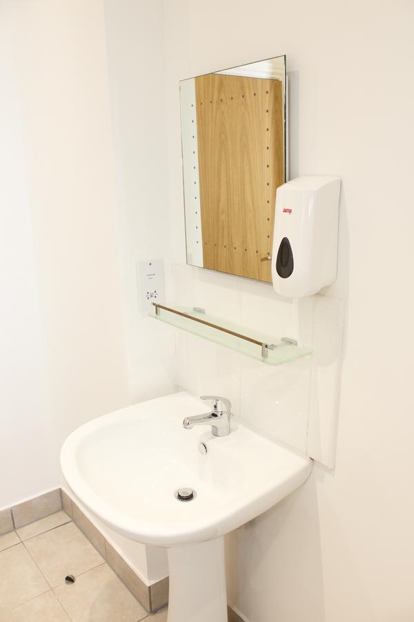 Flexistay Leicester Gable Aparthotel Exterior photo